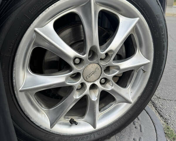 Сірий Міцубісі Кольт, об'ємом двигуна 1.3 л та пробігом 117 тис. км за 3899 $, фото 8 на Automoto.ua