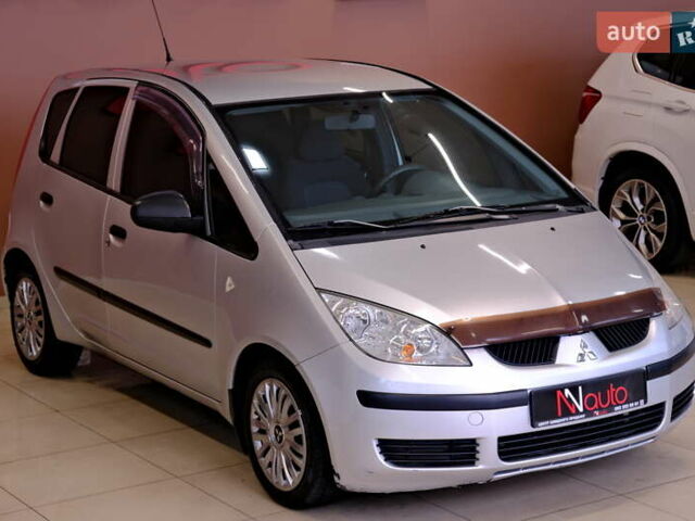 Сірий Міцубісі Кольт, об'ємом двигуна 1.3 л та пробігом 156 тис. км за 4400 $, фото 3 на Automoto.ua