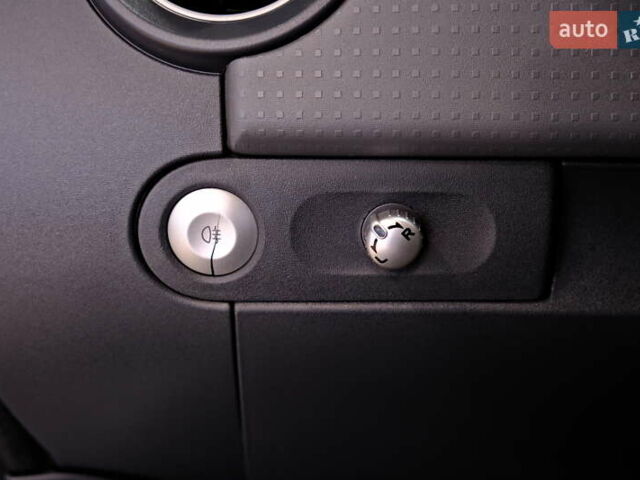 Сірий Міцубісі Кольт, об'ємом двигуна 1.3 л та пробігом 156 тис. км за 4400 $, фото 20 на Automoto.ua