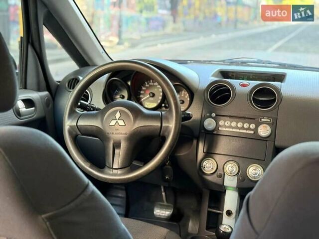 Міцубісі Кольт 2005 у Белгород-Днестровском на Automoto.ua Сірий Міцубісі Кольт, об'ємом двигуна 1.3 л та пробігом 219 тис. км за 4200 $, фото 2 на Automoto.ua