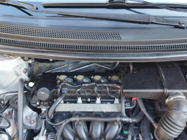 Сірий Міцубісі Кольт, об'ємом двигуна 1.3 л та пробігом 228 тис. км за 3800 $, фото 2 на Automoto.ua