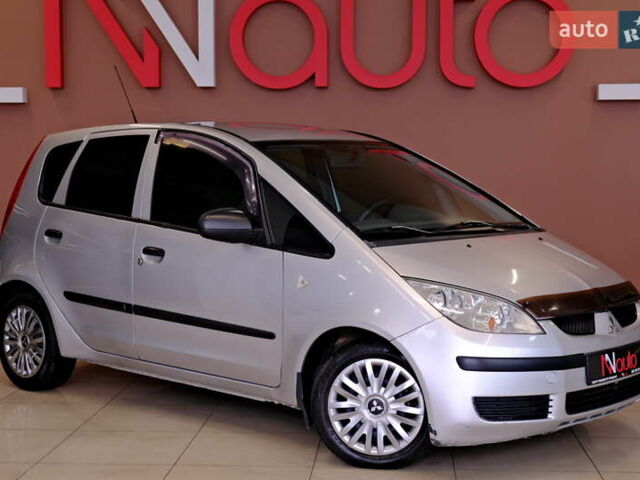 Сірий Міцубісі Кольт, об'ємом двигуна 1.3 л та пробігом 156 тис. км за 4400 $, фото 4 на Automoto.ua