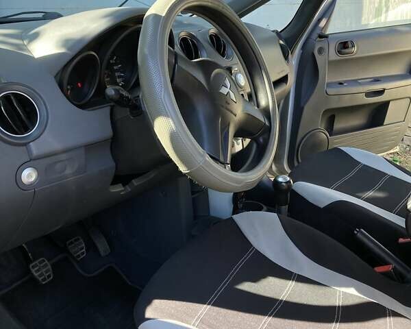 Сірий Міцубісі Кольт, об'ємом двигуна 1.3 л та пробігом 188 тис. км за 4100 $, фото 17 на Automoto.ua