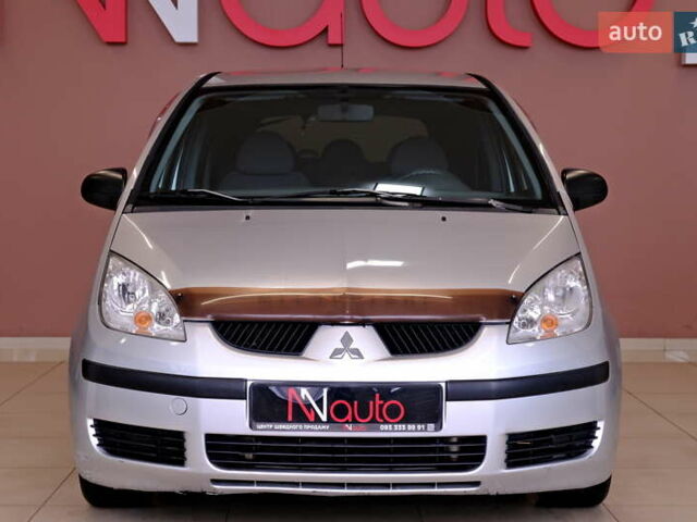 Сірий Міцубісі Кольт, об'ємом двигуна 1.3 л та пробігом 156 тис. км за 4400 $, фото 1 на Automoto.ua