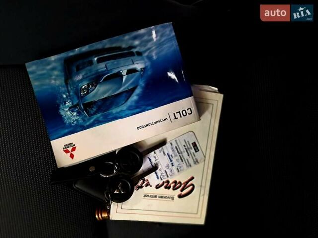 Сірий Міцубісі Кольт, об'ємом двигуна 1.3 л та пробігом 260 тис. км за 4800 $, фото 33 на Automoto.ua