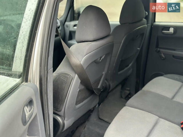 Міцубісі Кольт 2005 у Києві на Automoto.ua Сірий Міцубісі Кольт, об'ємом двигуна 1.49 л та пробігом 200 тис. км за 3650 $, фото 7 на Automoto.ua