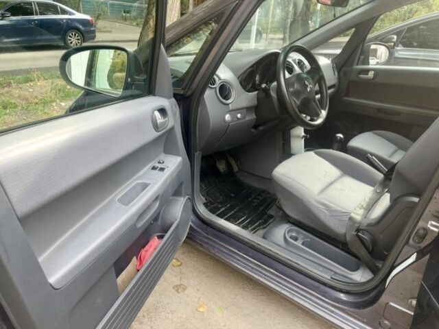 Сірий Міцубісі Кольт, об'ємом двигуна 1.3 л та пробігом 114 тис. км за 4500 $, фото 4 на Automoto.ua