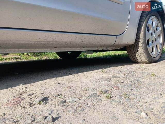 Сірий Міцубісі Кольт, об'ємом двигуна 1.5 л та пробігом 214 тис. км за 3900 $, фото 16 на Automoto.ua