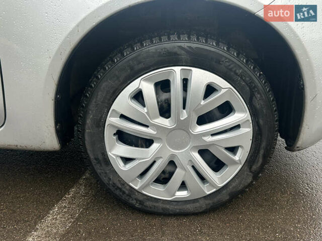 Сірий Міцубісі Кольт, об'ємом двигуна 1.3 л та пробігом 139 тис. км за 4400 $, фото 14 на Automoto.ua