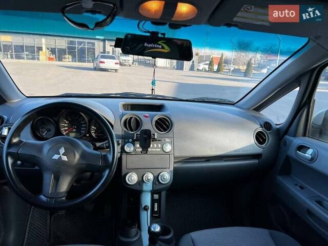 Серый Мицубиси Кольт, объемом двигателя 1.3 л и пробегом 164 тыс. км за 3450 $, фото 7 на Automoto.ua