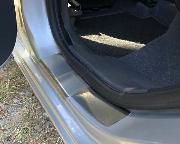 Сірий Міцубісі Кольт, об'ємом двигуна 1.3 л та пробігом 188 тис. км за 4100 $, фото 13 на Automoto.ua