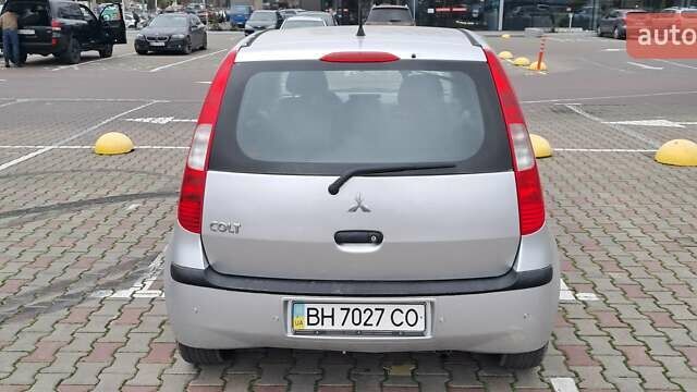 Сірий Міцубісі Кольт, об'ємом двигуна 1.33 л та пробігом 128 тис. км за 3500 $, фото 1 на Automoto.ua
