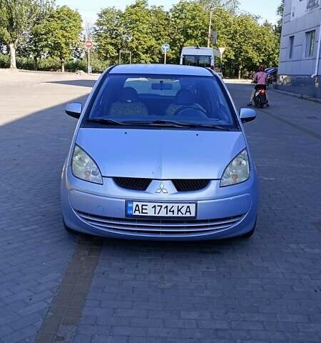 Сірий Міцубісі Кольт, об'ємом двигуна 1.3 л та пробігом 185 тис. км за 3715 $, фото 1 на Automoto.ua