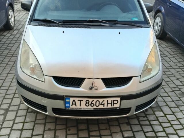 Серый Мицубиси Кольт, объемом двигателя 1.3 л и пробегом 208 тыс. км за 3700 $, фото 2 на Automoto.ua
