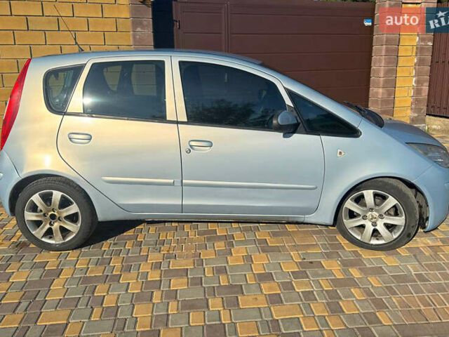 Мицубиси Кольт 2006 в Одессе на Automoto.ua Серый Мицубиси Кольт, объемом двигателя 1.5 л и пробегом 192 тыс. км за 3999 $, фото 7 на Automoto.ua