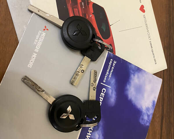 Міцубісі Кольт 2006 у Одесі на Automoto.ua Сірий Міцубісі Кольт, об'ємом двигуна 1.33 л та пробігом 66 тис. км за 4900 $, фото 72 на Automoto.ua