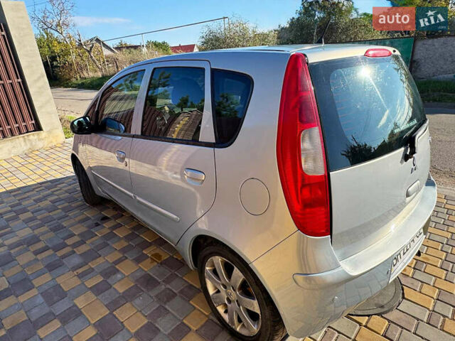 Мицубиси Кольт 2006 в Одессе на Automoto.ua Серый Мицубиси Кольт, объемом двигателя 1.5 л и пробегом 192 тыс. км за 3999 $, фото 4 на Automoto.ua