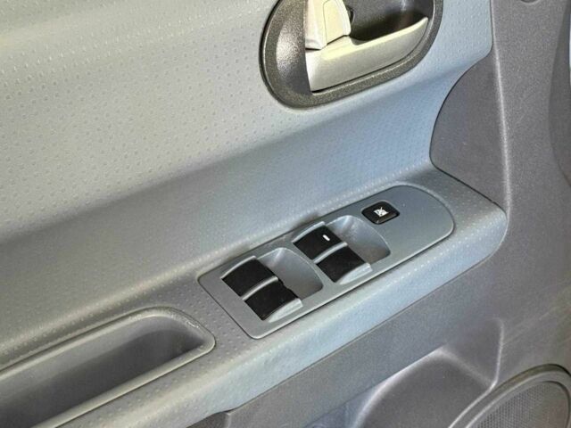 Сірий Міцубісі Кольт, об'ємом двигуна 1.5 л та пробігом 168 тис. км за 4190 $, фото 9 на Automoto.ua