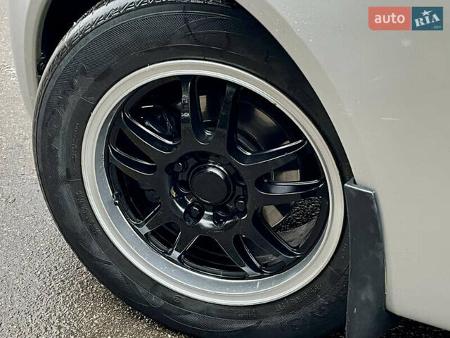 Сірий Міцубісі Кольт, об'ємом двигуна 1.3 л та пробігом 198 тис. км за 3250 $, фото 34 на Automoto.ua