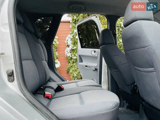 Сірий Міцубісі Кольт, об'ємом двигуна 1.3 л та пробігом 198 тис. км за 3250 $, фото 29 на Automoto.ua