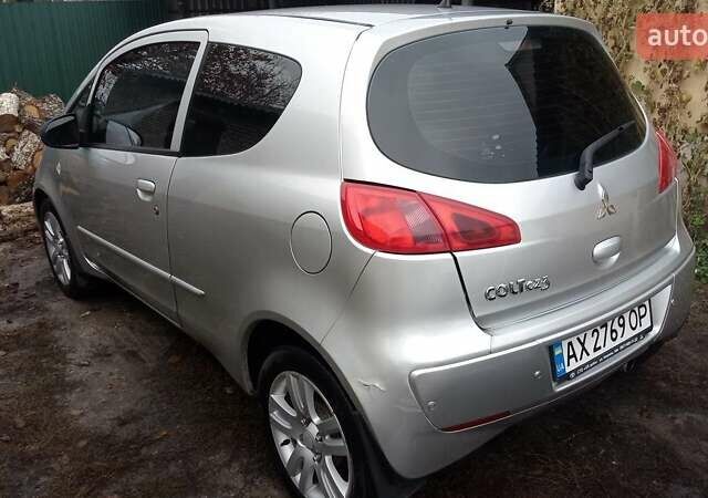 Міцубісі Кольт 2006 у Чугуеве на Automoto.ua Сірий Міцубісі Кольт, об'ємом двигуна 1.3 л та пробігом 148 тис. км за 3900 $, фото 8 на Automoto.ua