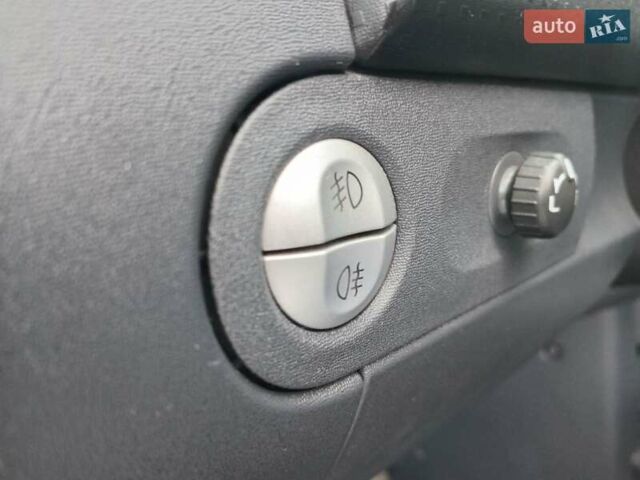 Мицубиси Кольт 2006 в Львове на Automoto.ua Серый Мицубиси Кольт, объемом двигателя 1.3 л и пробегом 179 тыс. км за 3890 $, фото 21 на Automoto.ua