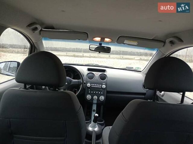 Серый Мицубиси Кольт, объемом двигателя 1.5 л и пробегом 240 тыс. км за 4500 $, фото 1 на Automoto.ua