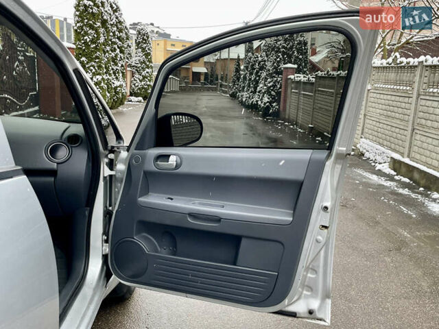 Серый Мицубиси Кольт, объемом двигателя 1.3 л и пробегом 198 тыс. км за 2999 $, фото 14 на Automoto.ua