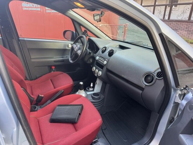 Сірий Міцубісі Кольт, об'ємом двигуна 1.5 л та пробігом 232 тис. км за 3950 $, фото 19 на Automoto.ua