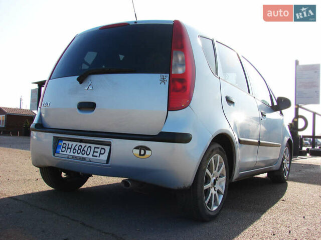 Сірий Міцубісі Кольт, об'ємом двигуна 1.33 л та пробігом 203 тис. км за 4600 $, фото 4 на Automoto.ua