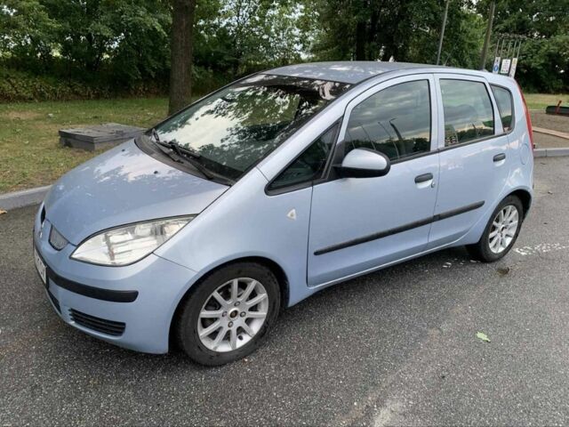 Сірий Міцубісі Кольт, об'ємом двигуна 1.3 л та пробігом 200 тис. км за 4500 $, фото 5 на Automoto.ua