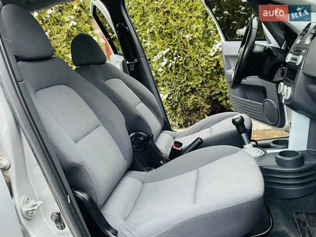 Сірий Міцубісі Кольт, об'ємом двигуна 1.3 л та пробігом 198 тис. км за 3250 $, фото 26 на Automoto.ua