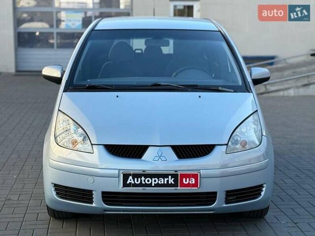 Серый Мицубиси Кольт, объемом двигателя 1.5 л и пробегом 168 тыс. км за 4190 $, фото 1 на Automoto.ua