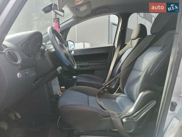 Мицубиси Кольт 2006 в Львове на Automoto.ua Серый Мицубиси Кольт, объемом двигателя 1.3 л и пробегом 179 тыс. км за 3890 $, фото 22 на Automoto.ua