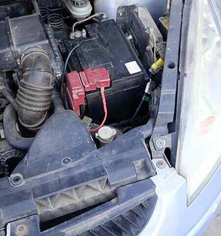 Сірий Міцубісі Кольт, об'ємом двигуна 1.3 л та пробігом 185 тис. км за 3715 $, фото 3 на Automoto.ua