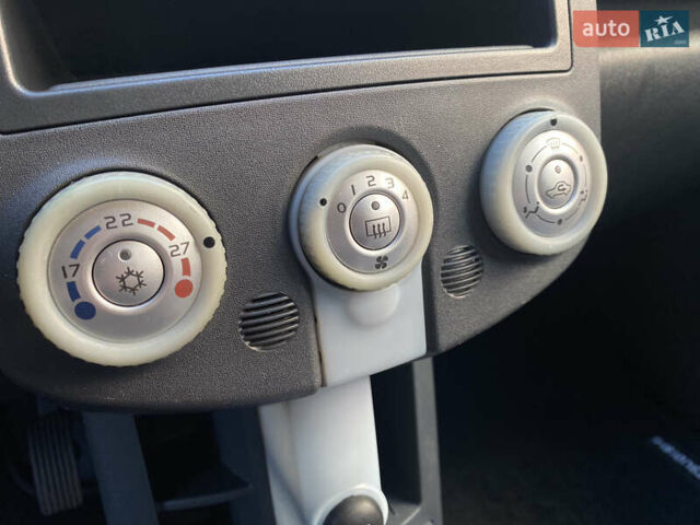 Міцубісі Кольт 2006 у Одесі на Automoto.ua Сірий Міцубісі Кольт, об'ємом двигуна 1.33 л та пробігом 66 тис. км за 4900 $, фото 44 на Automoto.ua