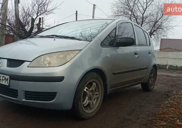 Сірий Міцубісі Кольт, об'ємом двигуна 1.3 л та пробігом 263 тис. км за 3700 $, фото 11 на Automoto.ua