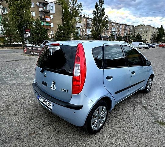 Сірий Міцубісі Кольт, об'ємом двигуна 1.3 л та пробігом 183 тис. км за 3599 $, фото 2 на Automoto.ua