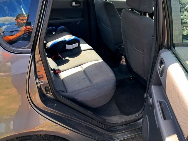 Сірий Міцубісі Кольт, об'ємом двигуна 1.3 л та пробігом 233 тис. км за 3300 $, фото 6 на Automoto.ua