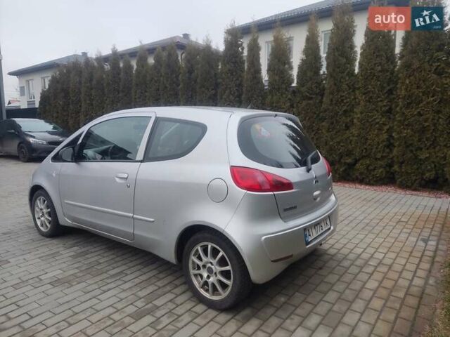 Сірий Міцубісі Кольт, об'ємом двигуна 1.12 л та пробігом 157 тис. км за 4000 $, фото 4 на Automoto.ua