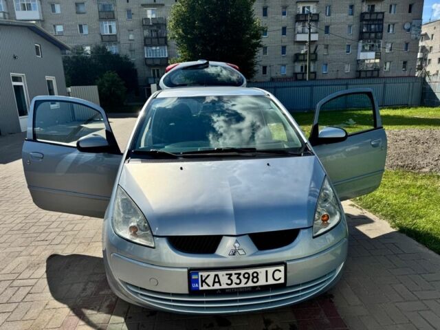 Сірий Міцубісі Кольт, об'ємом двигуна 1.5 л та пробігом 232 тис. км за 4500 $, фото 5 на Automoto.ua