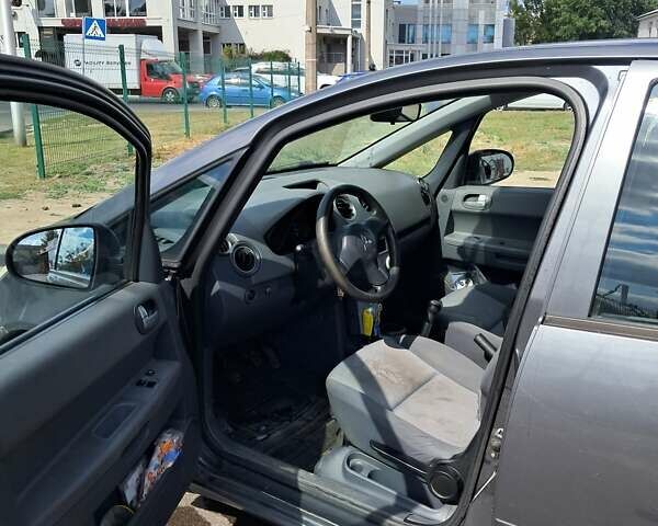 Сірий Міцубісі Кольт, об'ємом двигуна 1.33 л та пробігом 230 тис. км за 3200 $, фото 4 на Automoto.ua
