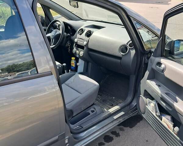 Сірий Міцубісі Кольт, об'ємом двигуна 1.33 л та пробігом 230 тис. км за 3200 $, фото 11 на Automoto.ua