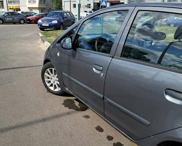 Сірий Міцубісі Кольт, об'ємом двигуна 1.33 л та пробігом 230 тис. км за 3200 $, фото 5 на Automoto.ua