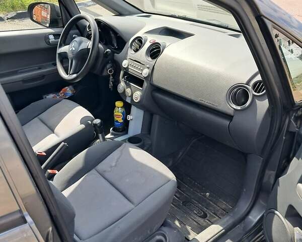 Сірий Міцубісі Кольт, об'ємом двигуна 1.33 л та пробігом 230 тис. км за 3200 $, фото 12 на Automoto.ua