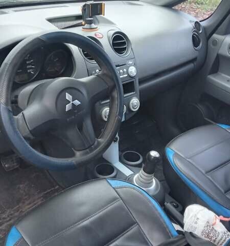 Сірий Міцубісі Кольт, об'ємом двигуна 1.3 л та пробігом 263 тис. км за 3700 $, фото 13 на Automoto.ua