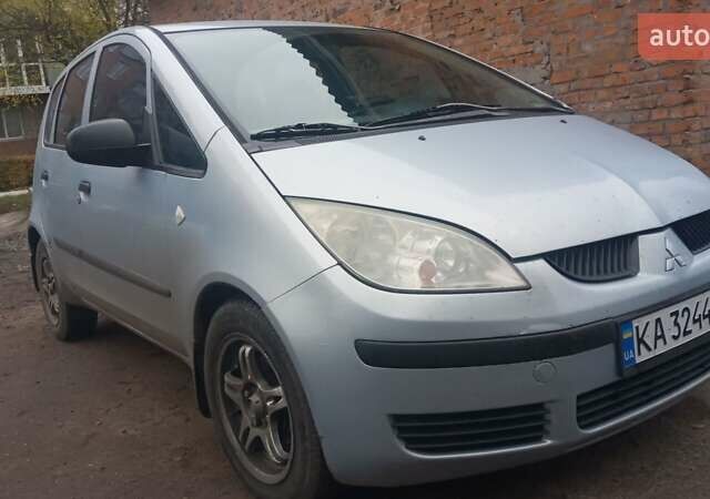 Сірий Міцубісі Кольт, об'ємом двигуна 1.3 л та пробігом 263 тис. км за 3700 $, фото 2 на Automoto.ua