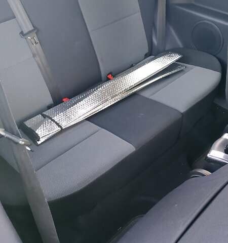 Серый Мицубиси Кольт, объемом двигателя 1.3 л и пробегом 220 тыс. км за 6900 $, фото 7 на Automoto.ua