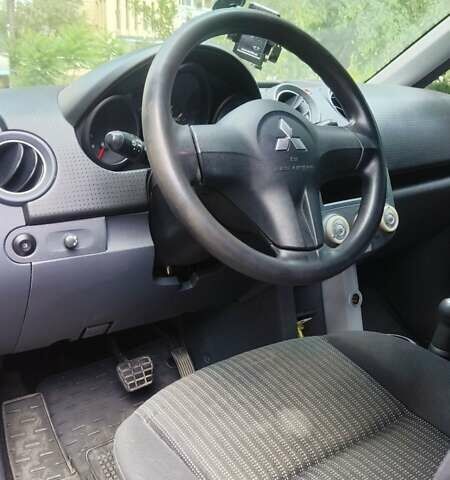 Міцубісі Кольт 2008 у Вінниці на Automoto.ua Сірий Міцубісі Кольт, об'ємом двигуна 1.33 л та пробігом 160 тис. км за 4600 $, фото 15 на Automoto.ua