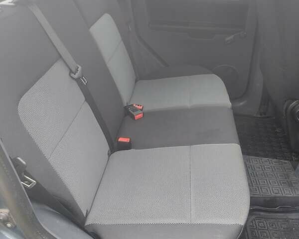 Сірий Міцубісі Кольт, об'ємом двигуна 1.33 л та пробігом 382 тис. км за 3999 $, фото 12 на Automoto.ua